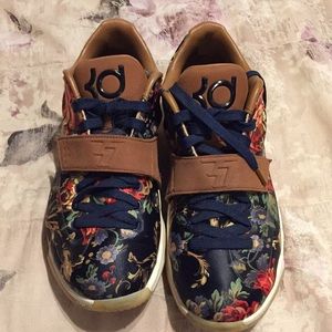 KD 7 “Florals”